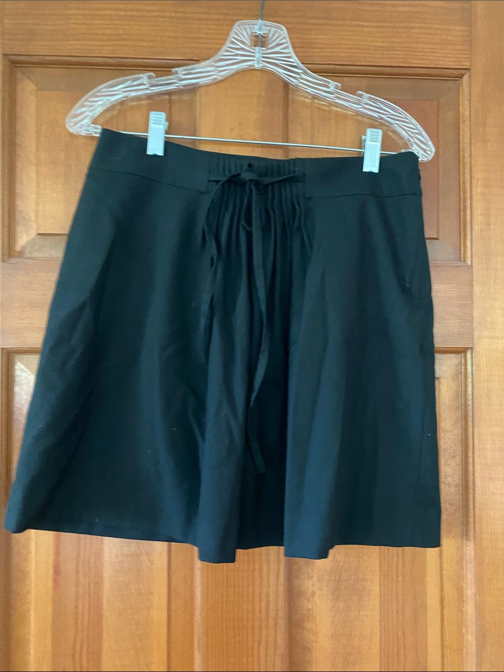 GAP Black Mini Skirt with Drawstring size 4